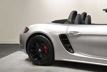 Porsche 718 Boxster T S