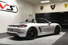 Porsche 718 Boxster T S