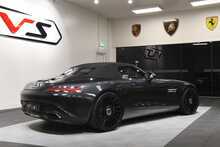 Mercedes-Benz AMG GT V8 BiTurbo 