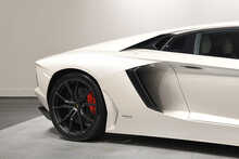 Lamborghini Aventador V12 LP 700-4
