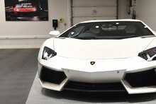 Lamborghini Aventador V12 LP 700-4