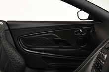 Aston Martin DBS V12 BiTurbo Superleggera