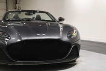 Aston Martin DBS V12 BiTurbo Superleggera