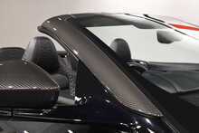 Aston Martin DBS V12 BiTurbo Superleggera