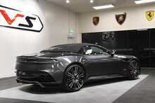 Aston Martin DBS V12 BiTurbo Superleggera