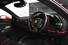 Ferrari 488 Pista T V8
