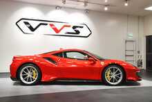 Ferrari 488 Pista T V8