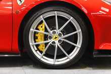 Ferrari 488 Pista T V8