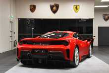 Ferrari 488 Pista T V8