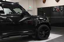 Land Rover Defender 90 D200 MHEV SE