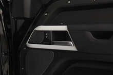 Land Rover Defender 90 D200 MHEV SE