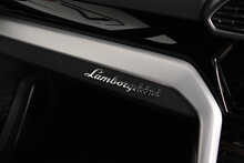 Lamborghini Urus V8