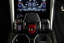 Lamborghini Urus V8