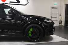 Lamborghini Urus V8