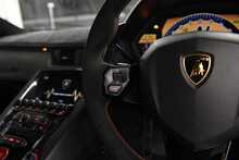 Lamborghini Aventador V12 LP 750-4 Superveloce