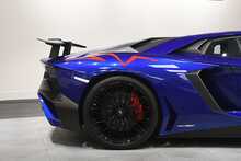 Lamborghini Aventador V12 LP 750-4 Superveloce