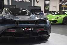 McLaren 720S T V8