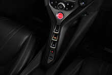 McLaren 720S T V8