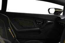 Lamborghini Huracan LP640-4 Performante