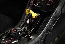 Lamborghini Huracan LP640-4 Performante
