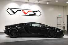 Lamborghini Aventador LP 700-4