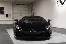 Lamborghini Aventador LP 700-4