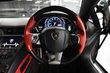 Lamborghini Aventador LP 700-4