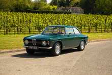 Alfa Romeo Giulia GT Veloce