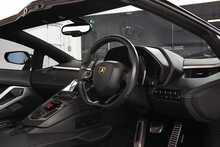 Lamborghini Aventador LP740-4 S Roadster