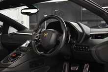 Lamborghini Aventador LP740-4 S Roadster
