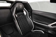 Lamborghini Aventador LP740-4 S Roadster