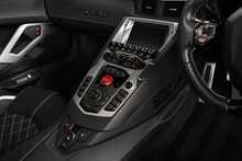 Lamborghini Aventador LP740-4 S Roadster