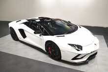 Lamborghini Aventador LP740-4 S Roadster