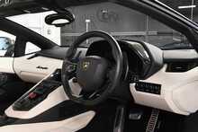 Lamborghini Aventador LP 740-4 S Roadster