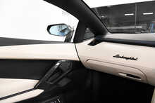 Lamborghini Aventador LP 740-4 S Roadster