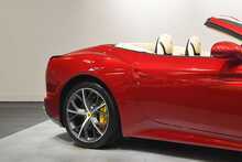 Ferrari California V8 T