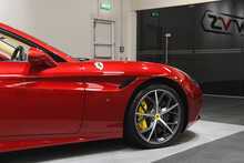 Ferrari California V8 T