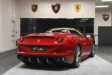 Ferrari California V8 T