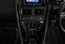 Aston Martin DBS V12 BiTurbo Superleggera