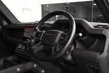 Land Rover Defender 110 D300 MHEV X-Dynamic HSE
