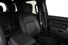 Land Rover Defender 110 D300 MHEV X-Dynamic HSE