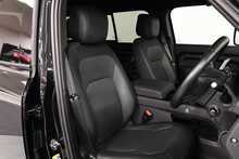 Land Rover Defender 110 D300 MHEV X-Dynamic HSE