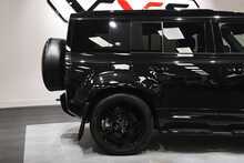 Land Rover Defender 110 D300 MHEV X-Dynamic HSE