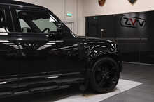 Land Rover Defender 110 D300 MHEV X-Dynamic HSE