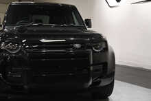 Land Rover Defender 110 D300 MHEV X-Dynamic HSE