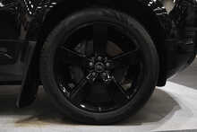 Land Rover Defender 110 D300 MHEV X-Dynamic HSE