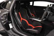 Lamborghini Huracan V10 LP 640-4 Performante
