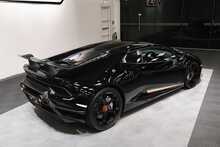 Lamborghini Huracan V10 LP 640-4 Performante