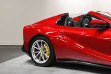 Ferrari 812 GTS V12