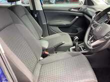Volkswagen T-Cross TSI SE - U42651